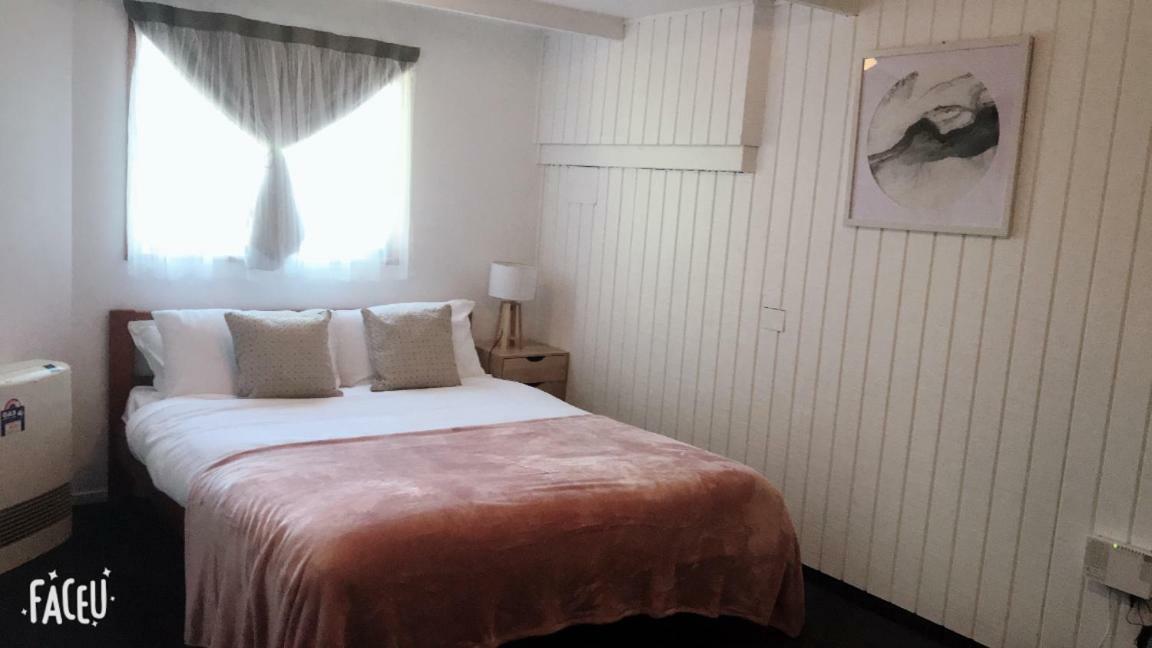 Aquarius Lake View Resort Роторуа Екстериор снимка